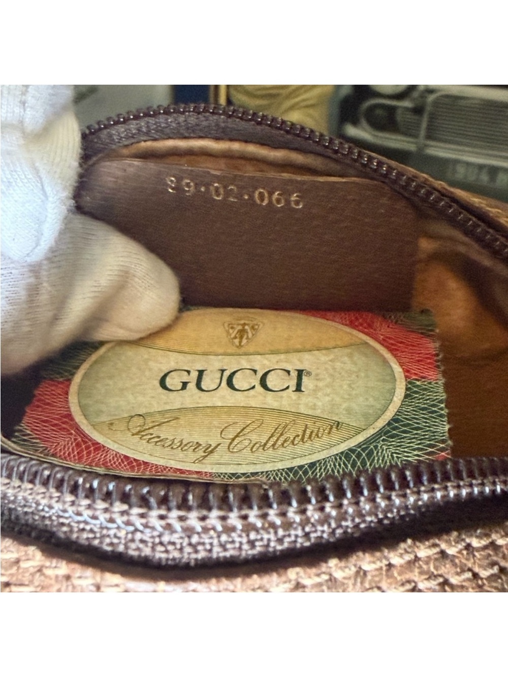 Vintage Gucci Web Crossbody Bag GG Coated Canvas Small with COA - Picture 14 of 15